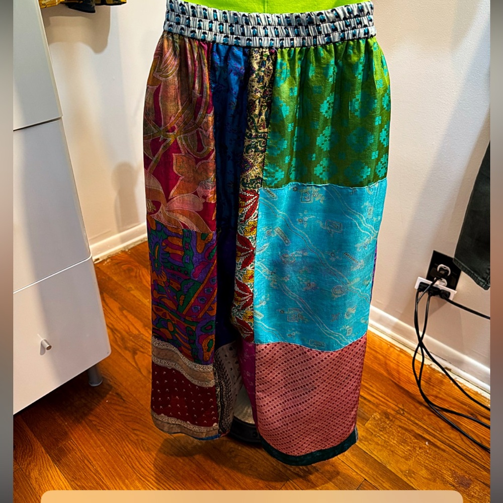 Colorful Silk Lined Patchwork Capris - image 4